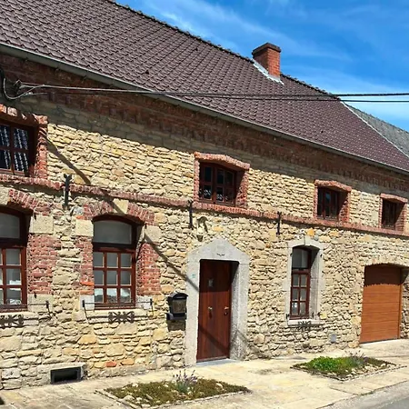 Au Temps Present - Maison De Charme Avec Jardin, Animaux Bienvenus, A 4km De Pairi Daiza
